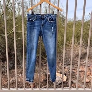 ⬇️💲JOE’S Women’s Skinny Ankle Jeans Size 29 Color Denim